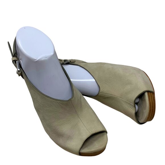 COACH Apryl Stone Nubuck Cut Out Peep Toe‎ Logo Buckle Stilettos - Picture 6 of 13